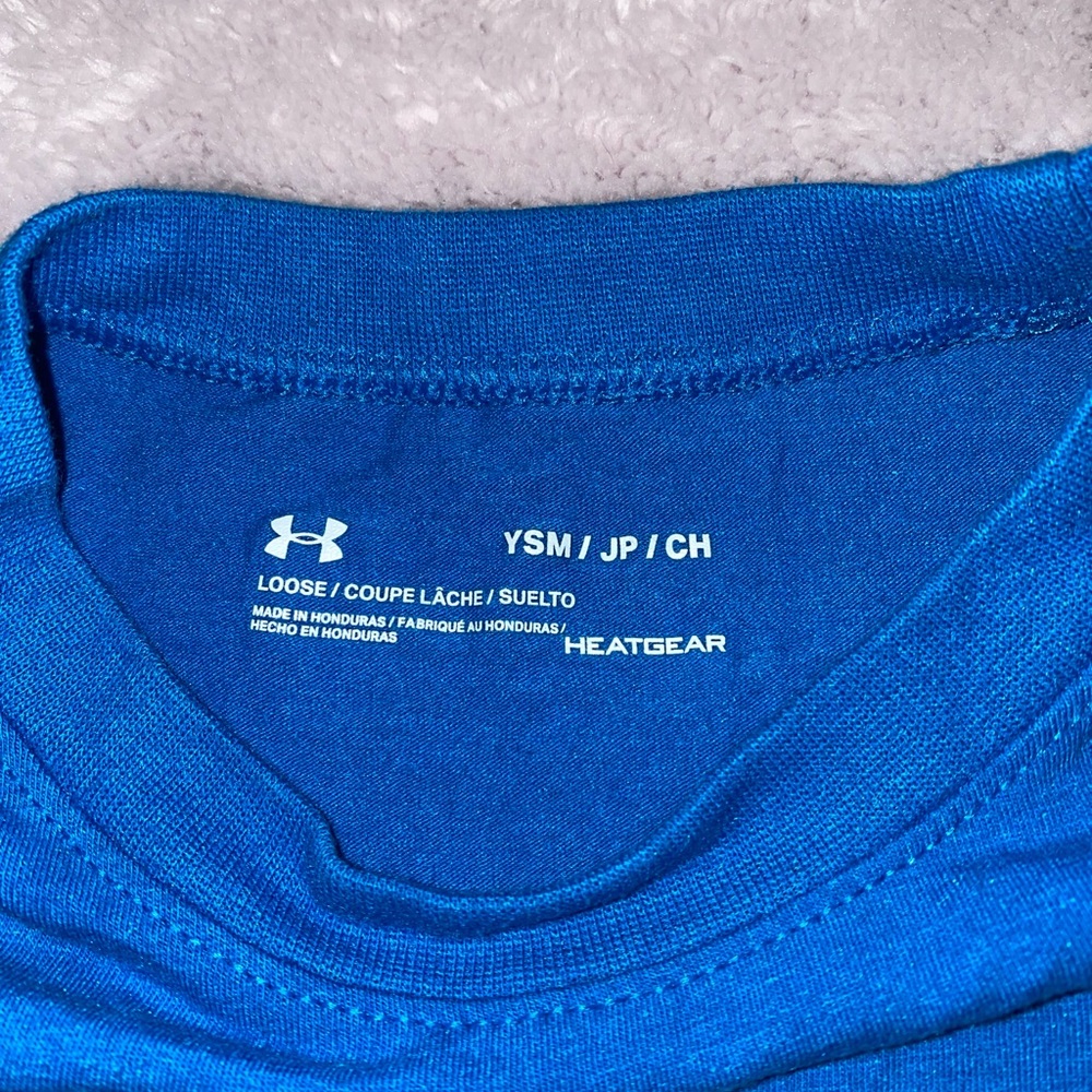 Under Armour - Picture 2 of 3